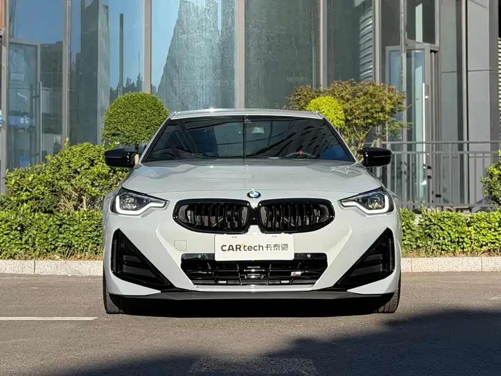 BMW M240i — фото 8