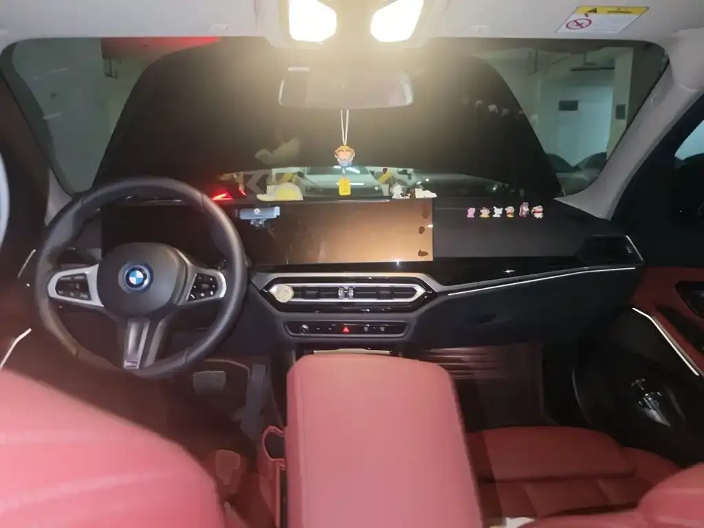 BMW i3 — фото 7