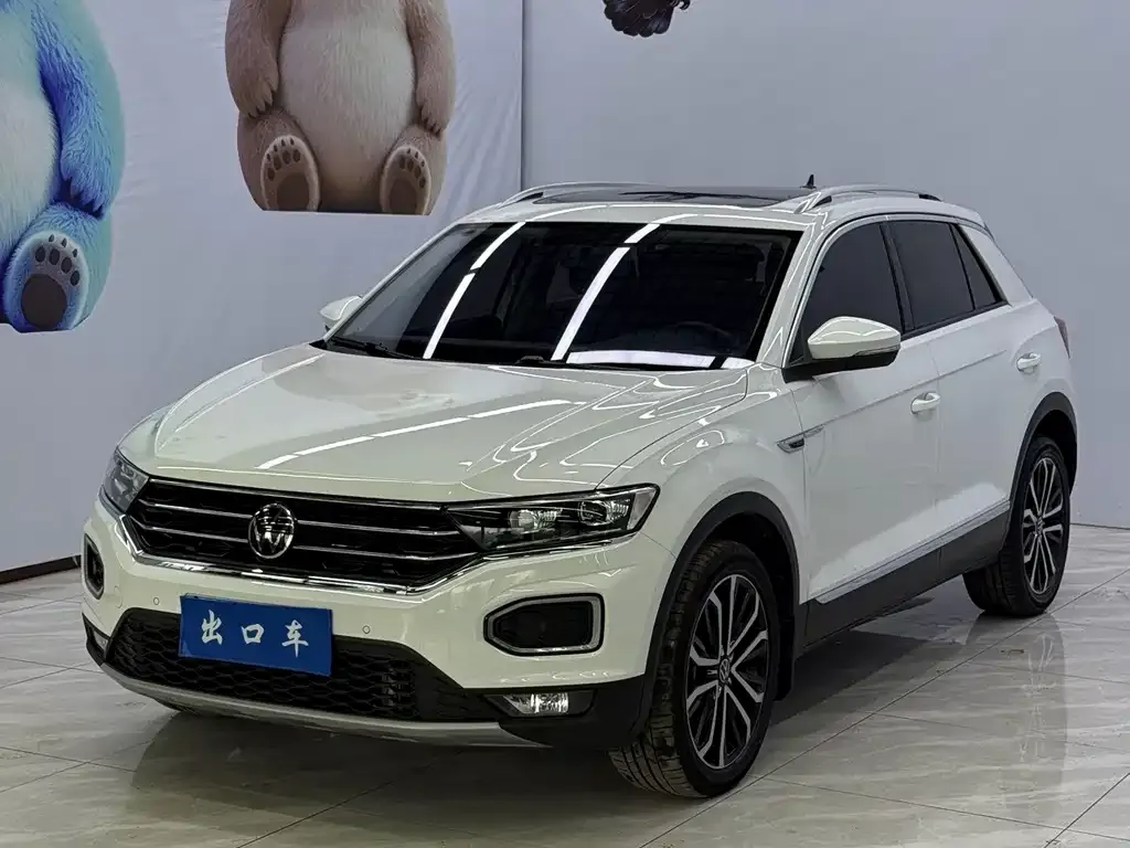 Volkswagen T-Roc — фото 1