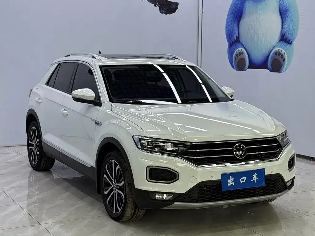Volkswagen T-Roc — фото 10