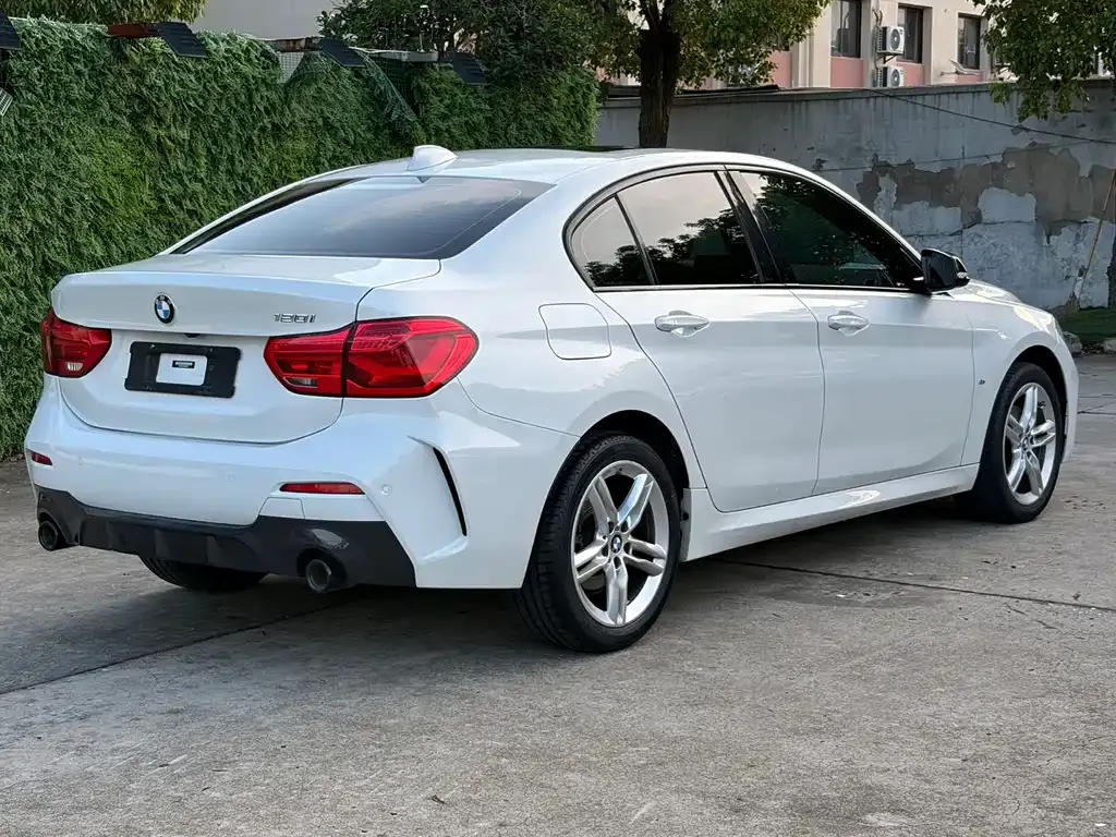 BMW 1 Series — фото 9