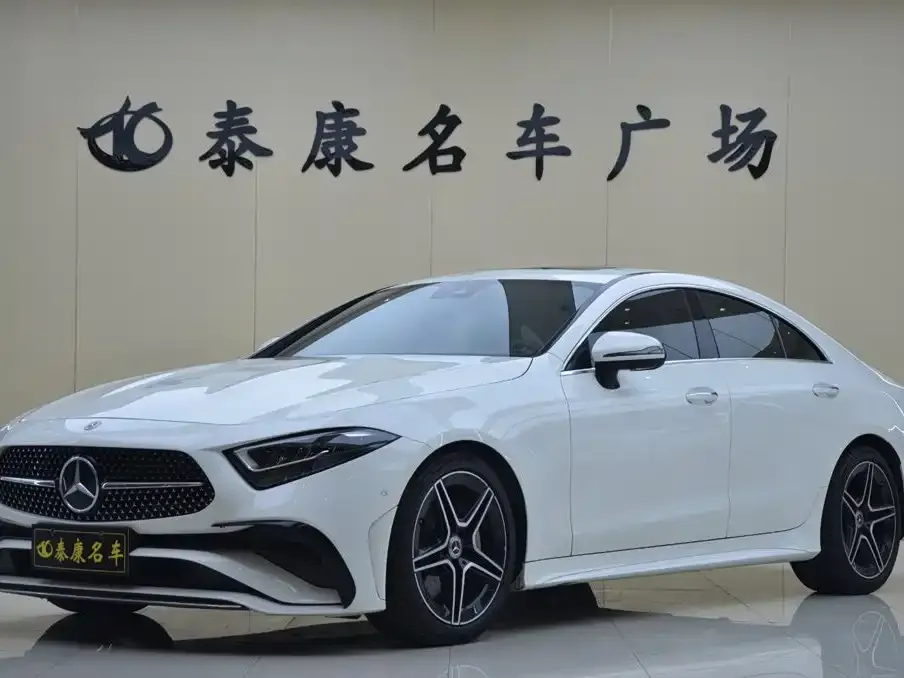 Mercedes-Benz CLS — фото 1