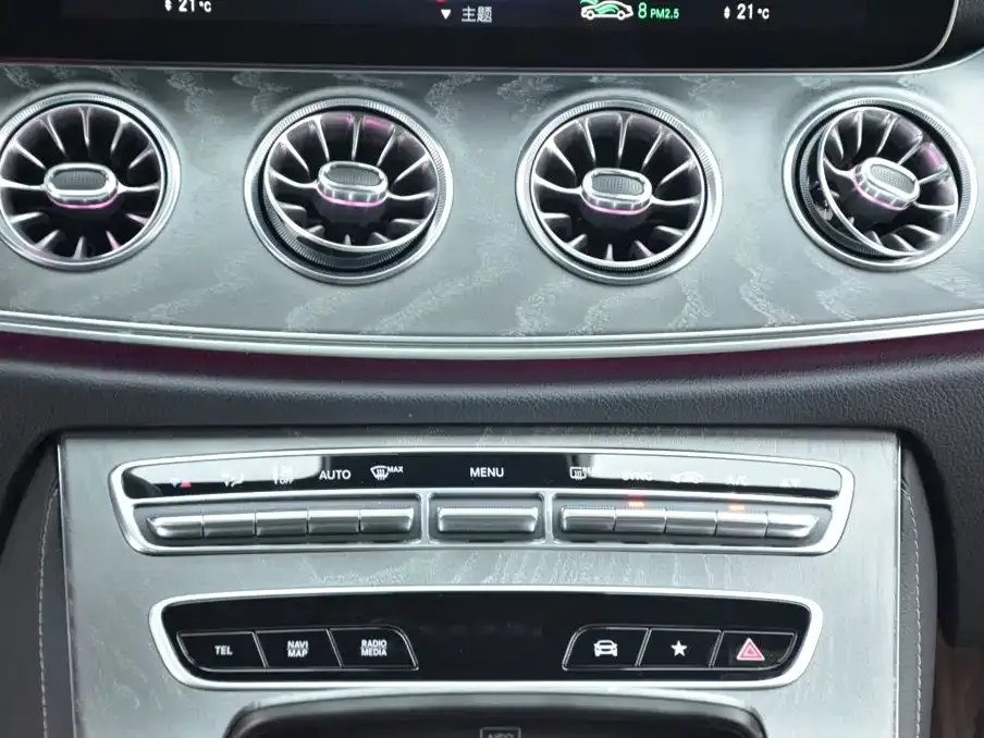 Mercedes-Benz CLS — фото 4