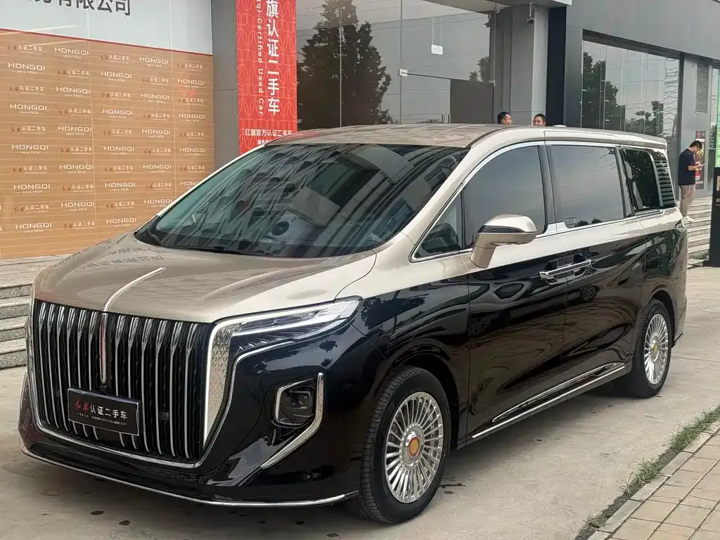 Hongqi HQ9 — фото 1