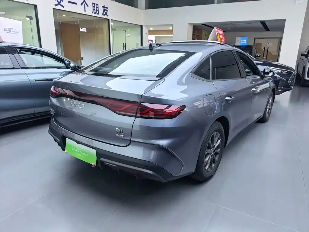 BYD Qin L — фото 3