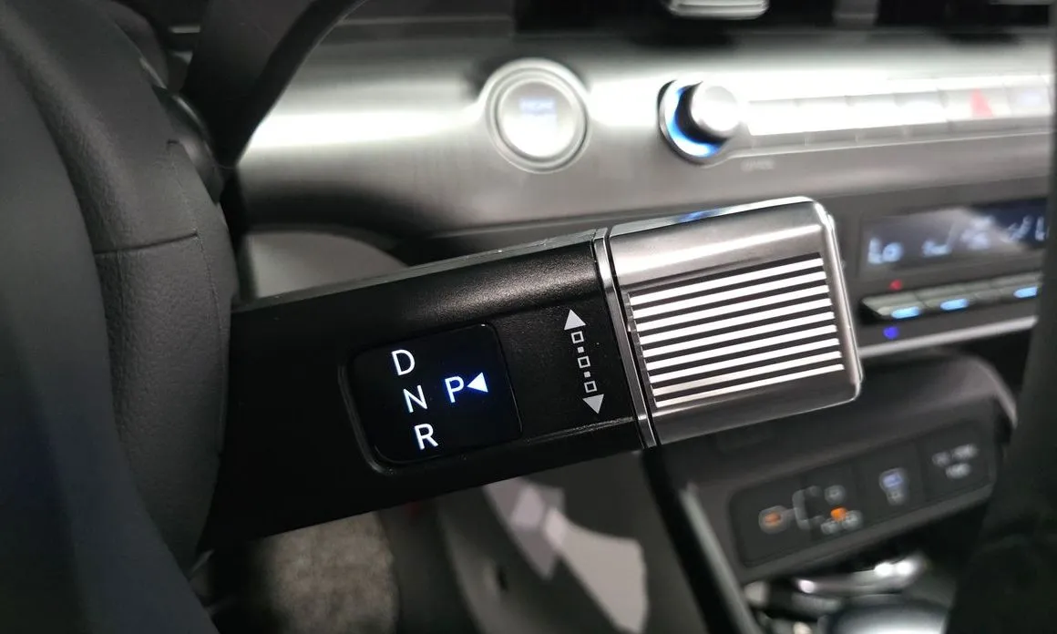 Hyundai Kona — фото 2