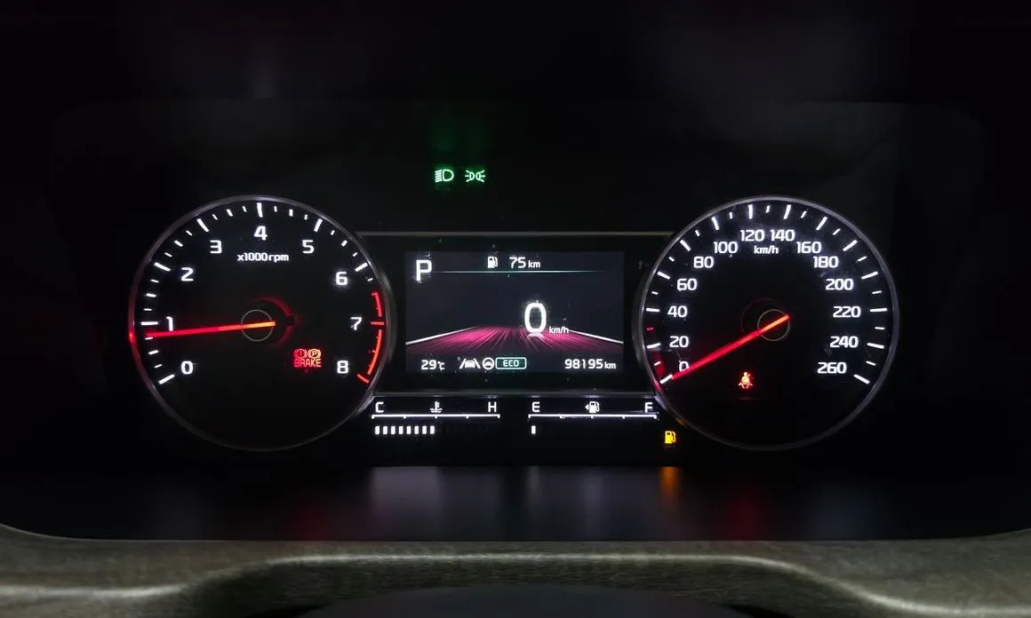 Kia Sorento — фото 3