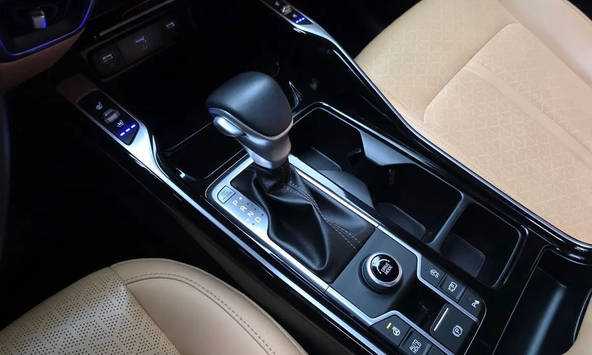 Kia Sorento — фото 7