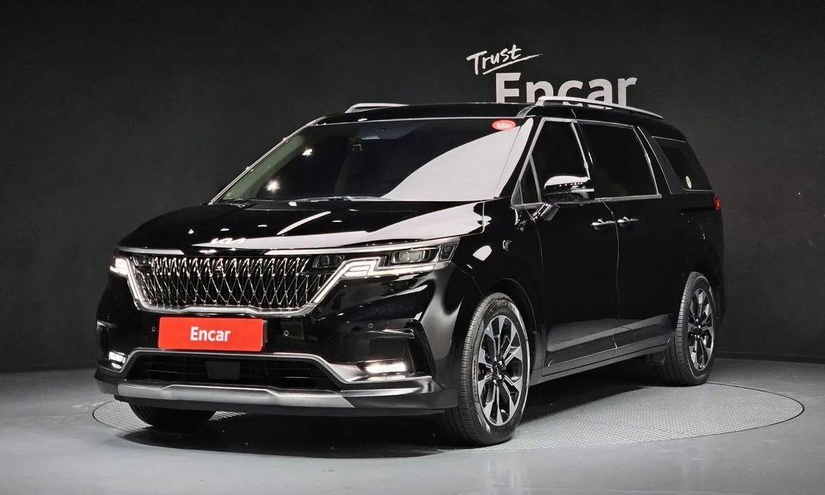 Kia Carnival — фото 1