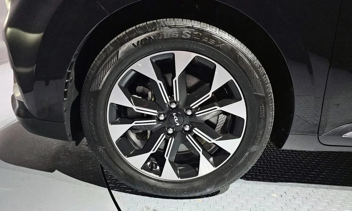 Kia Carnival — фото 10