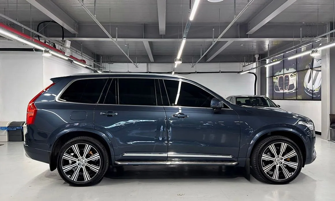 Volvo XC90 — фото 8