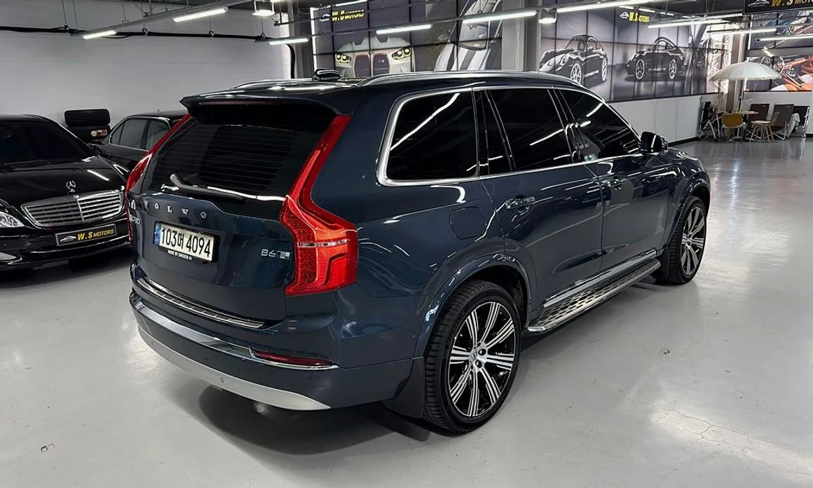 Volvo XC90 — фото 9