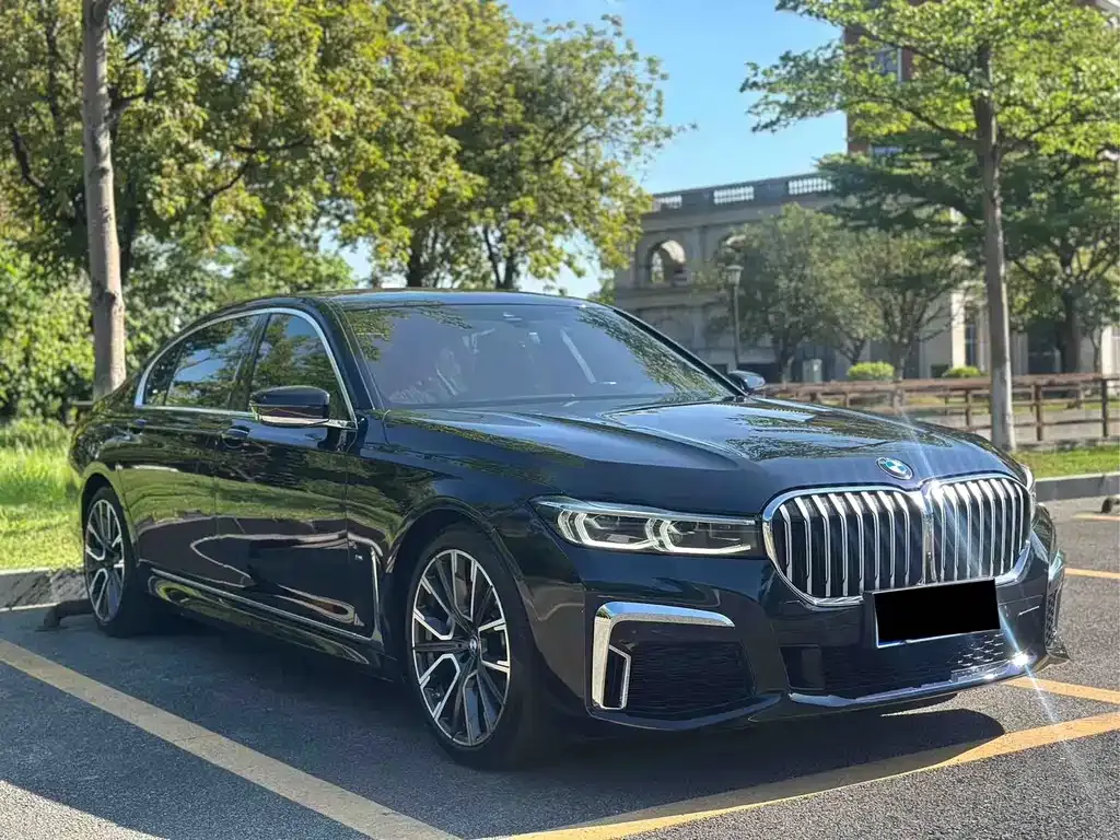BMW 7 Series — фото 4