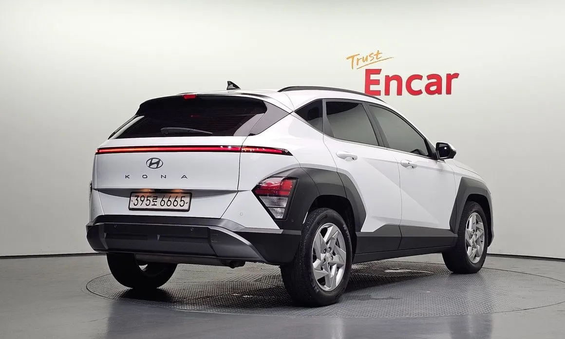 Hyundai Kona — фото 7