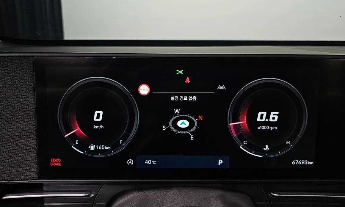 Hyundai Kona — фото 8