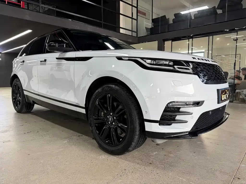 Land Rover Velar — фото 9