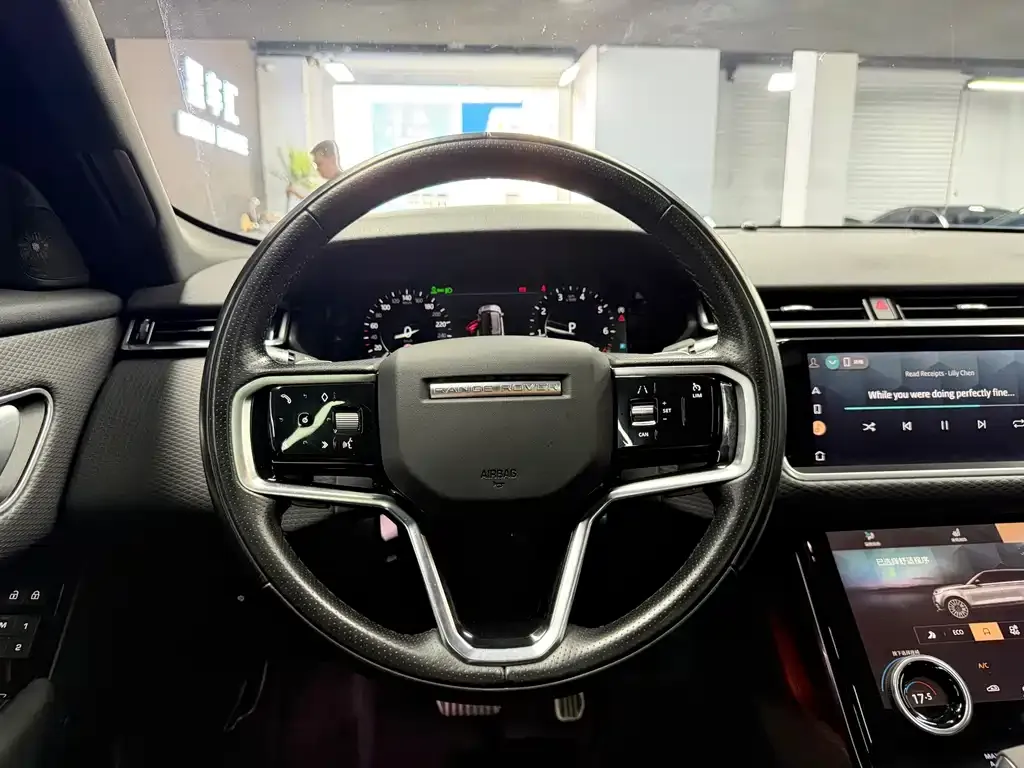 Land Rover Velar — фото 10