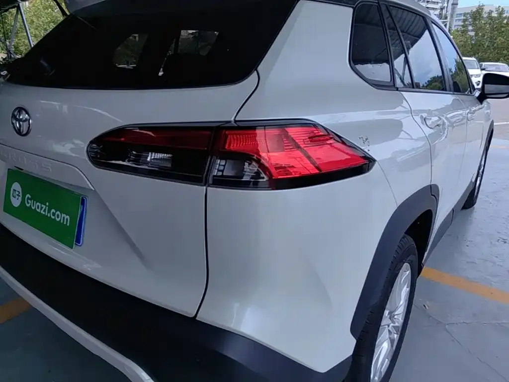 Toyota Corolla Cross — фото 2
