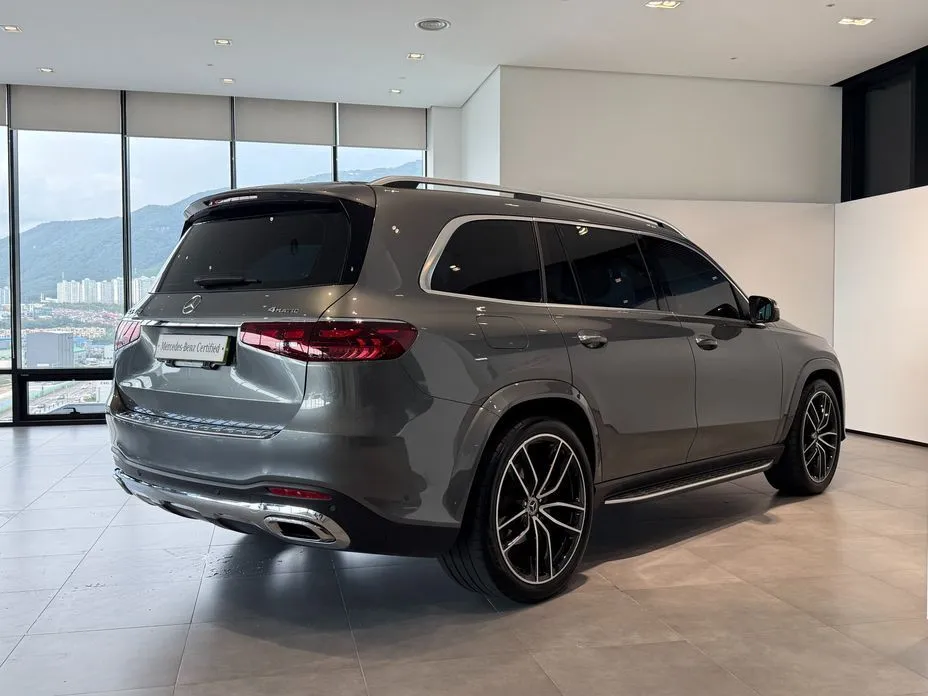 Mercedes-Benz GLS-Class — фото 8
