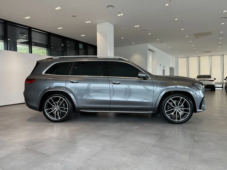 Mercedes-Benz GLS-Class — фото 6