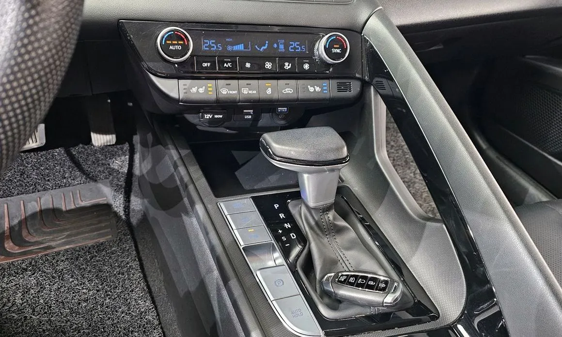 Hyundai AVANTE — фото 9