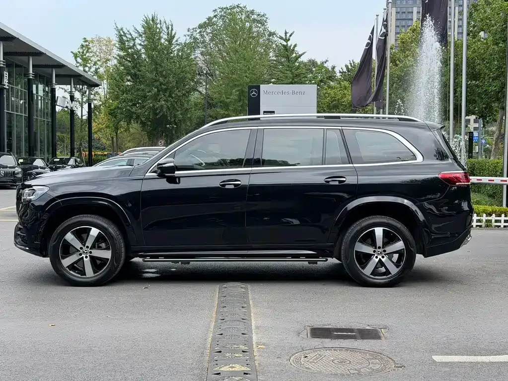 Mercedes-Benz GLS — фото 10