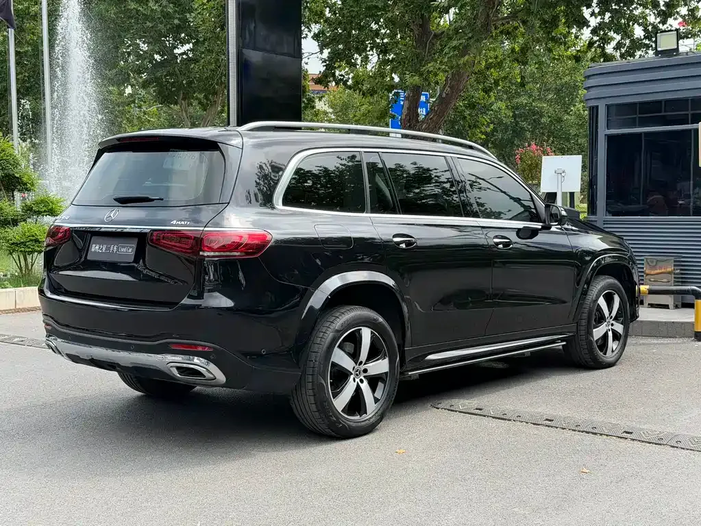 Mercedes-Benz GLS — фото 9