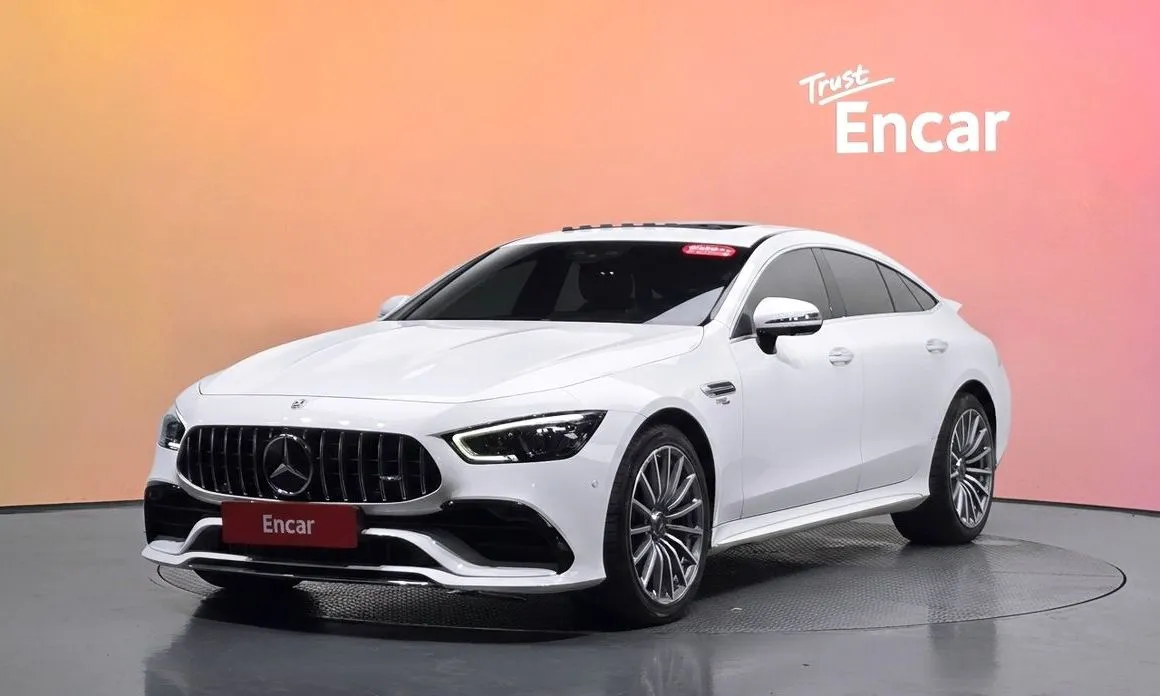Mercedes-Benz AMG GT — фото 1