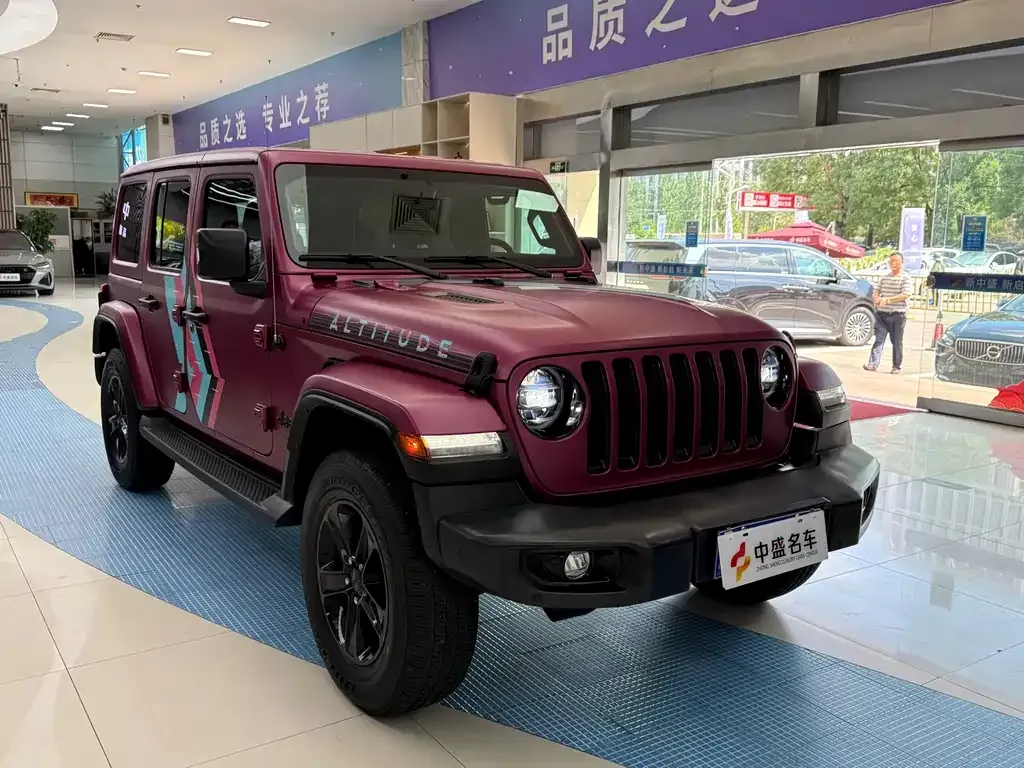 Jeep Wrangler — фото 9