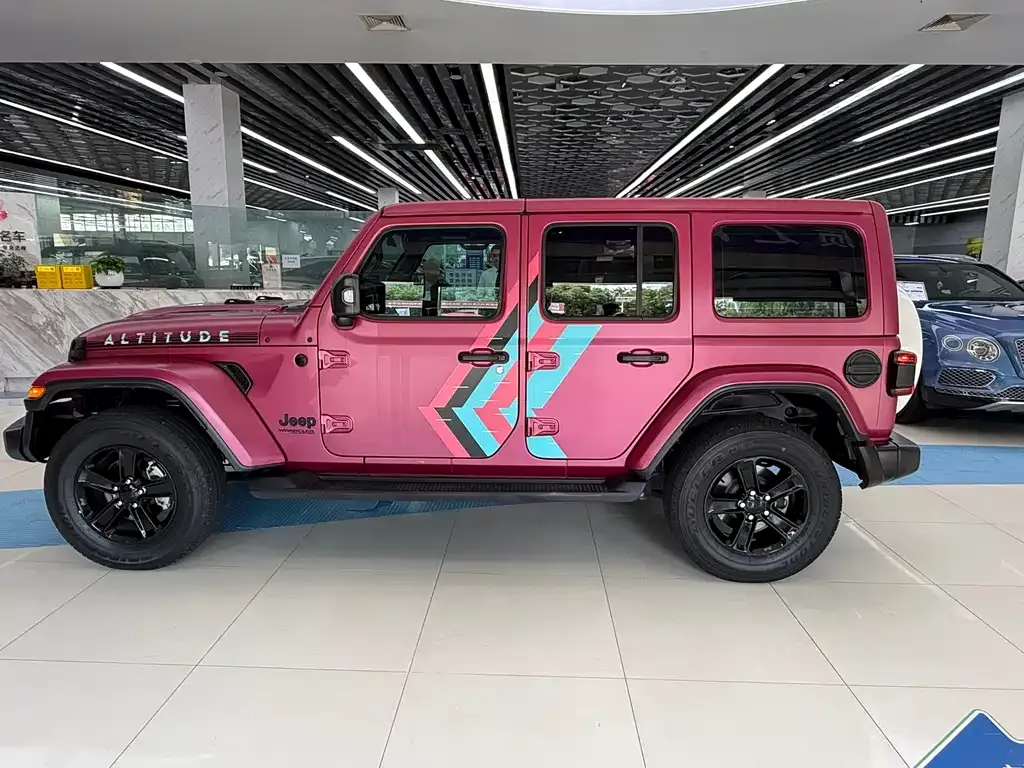 Jeep Wrangler — фото 4