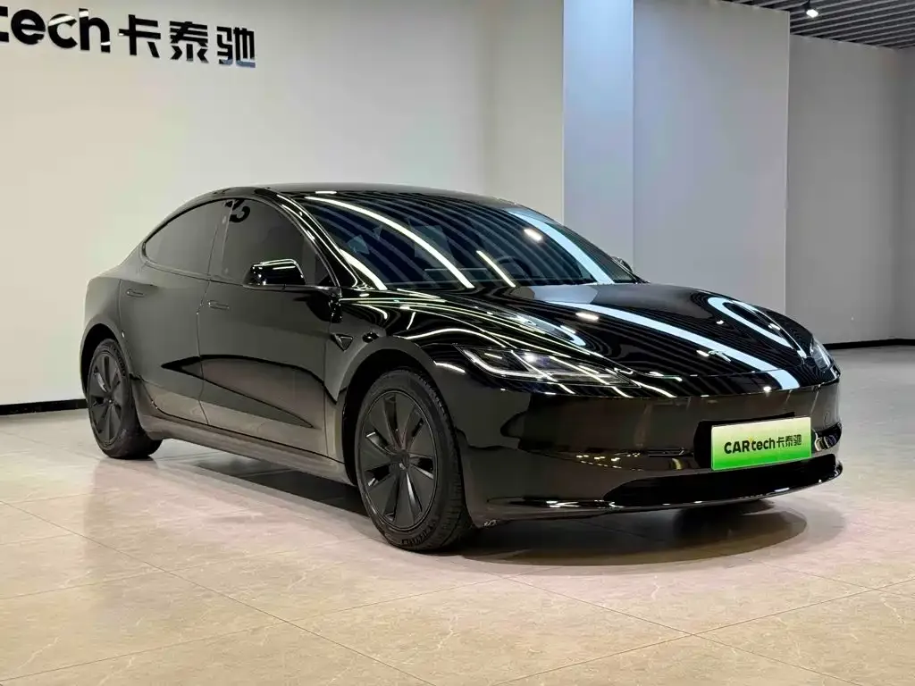 Tesla Model 3 — фото 5