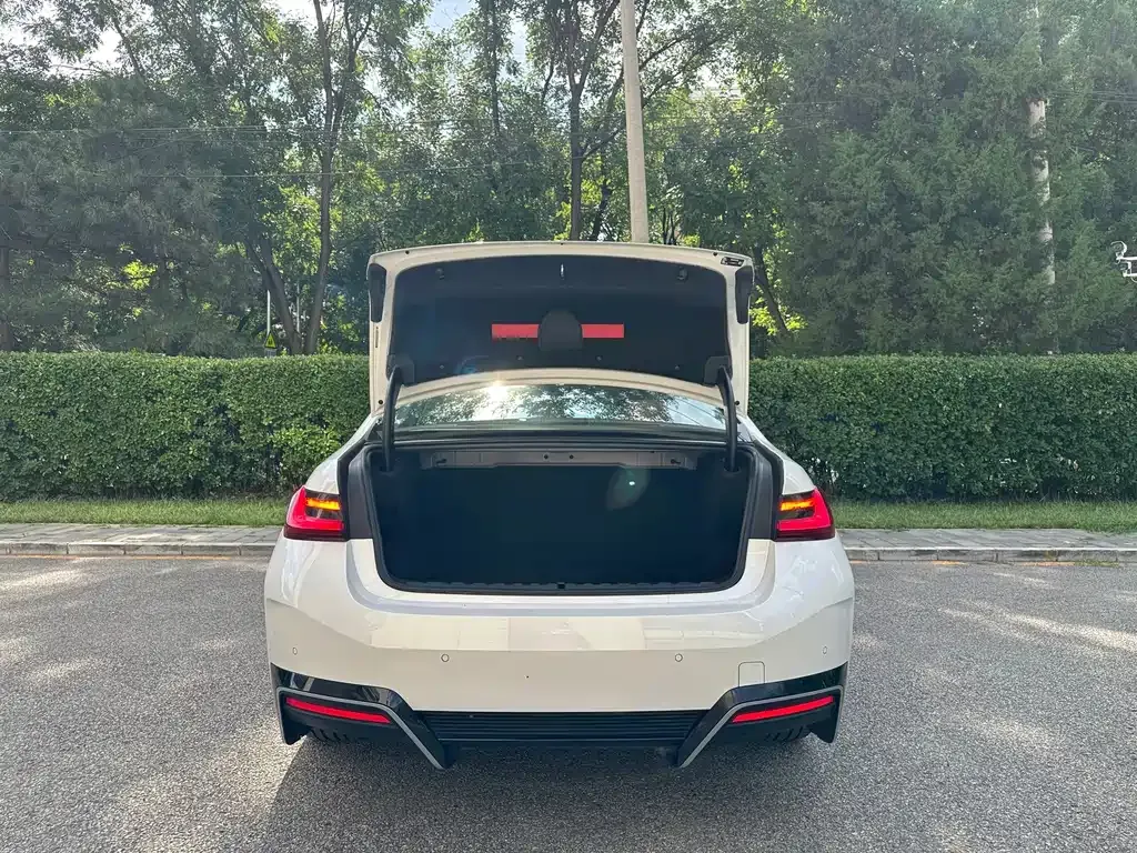 BMW i3 — фото 4