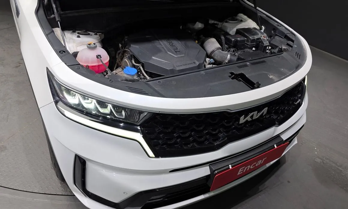 Kia Sorento — фото 7
