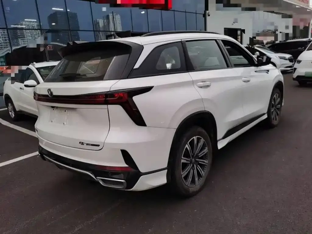 Changan CS75PLUS — фото 10