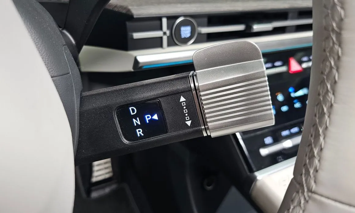 Hyundai Santafe — фото 2
