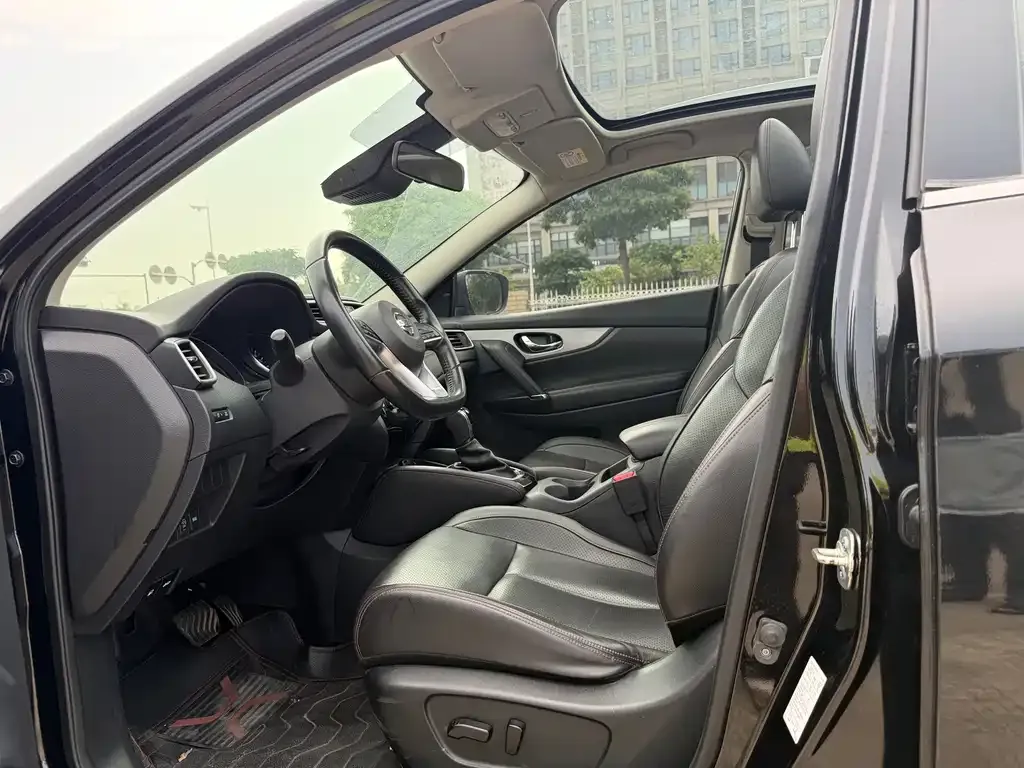 Nissan Qashqai — фото 4