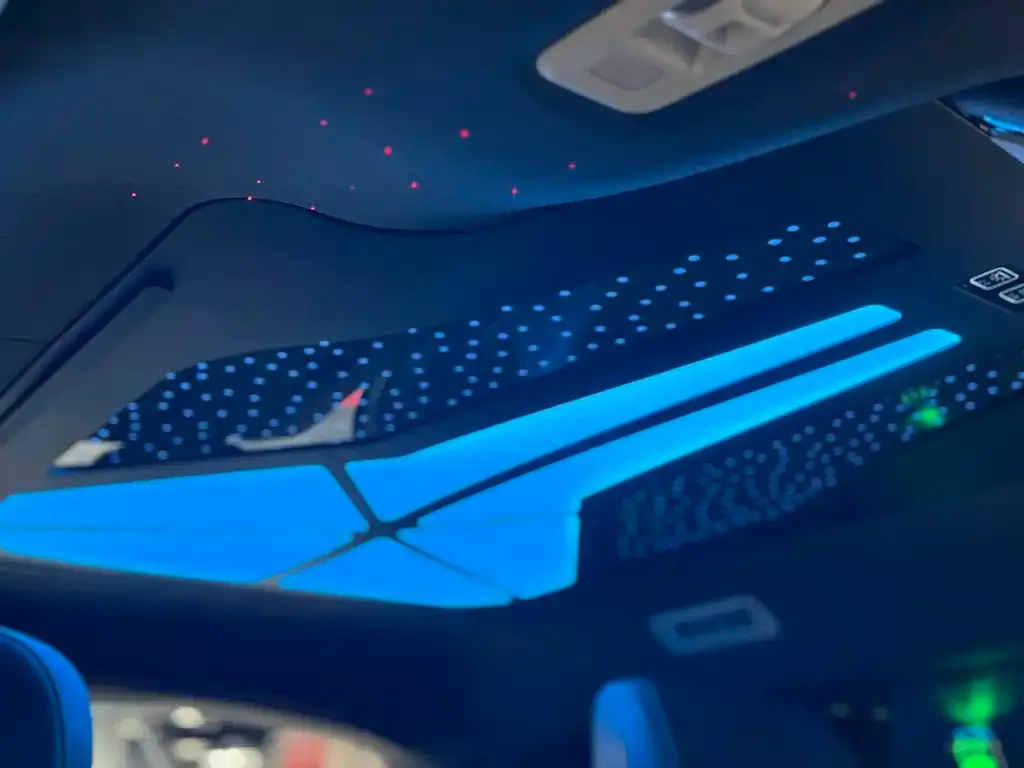 Toyota Granvia — фото 9