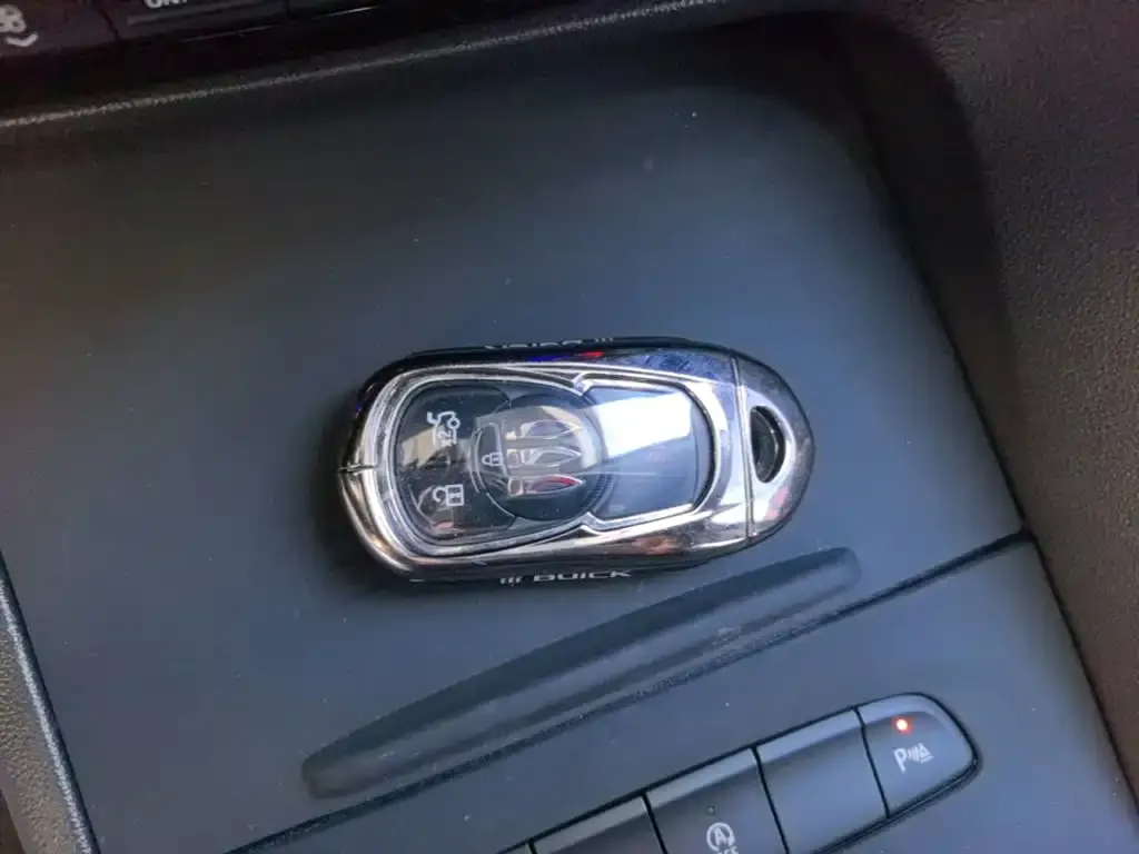 Buick Regal — фото 5