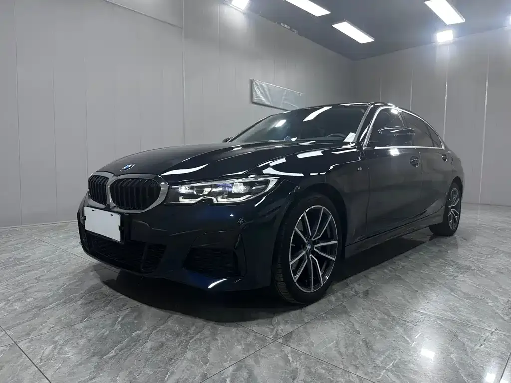 BMW 3 Series — фото 1