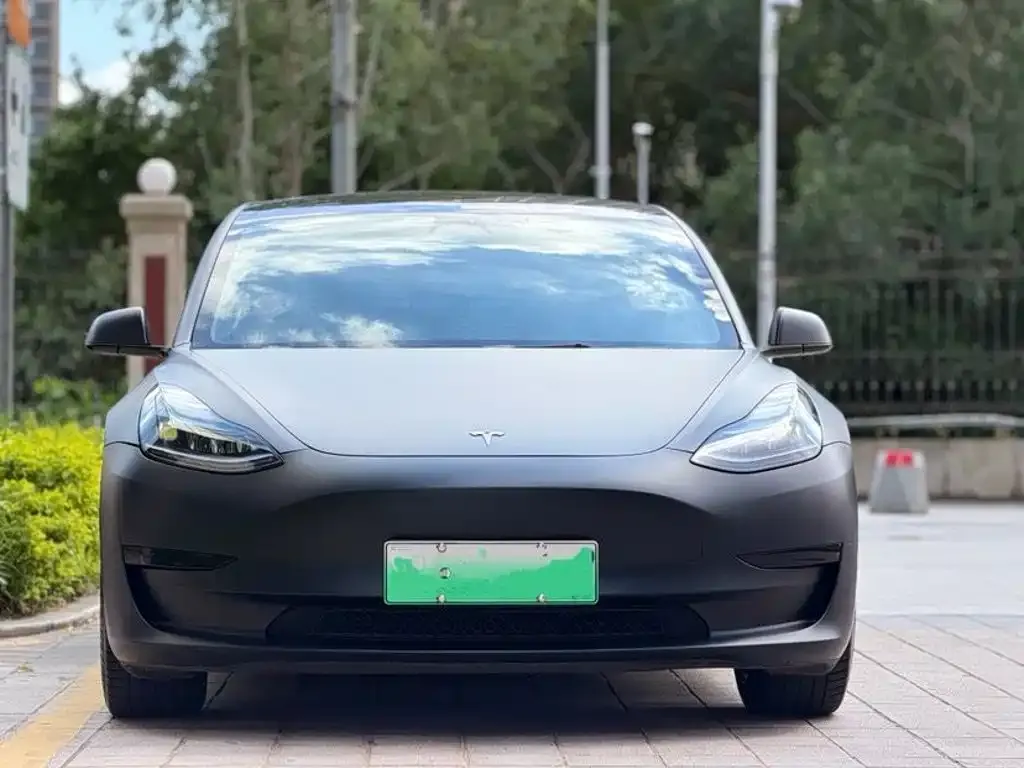 Tesla Model 3 — фото 4
