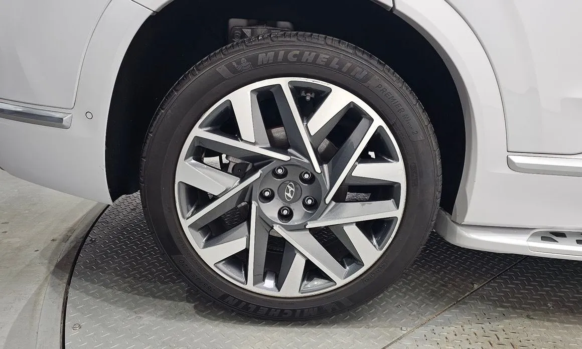 Hyundai Santafe — фото 3
