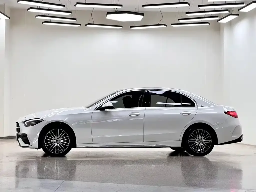 Mercedes-Benz C-Class — фото 4