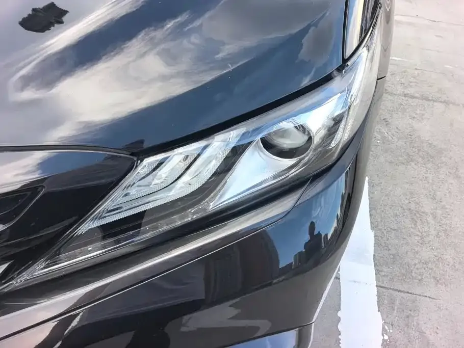 Toyota Camry — фото 6