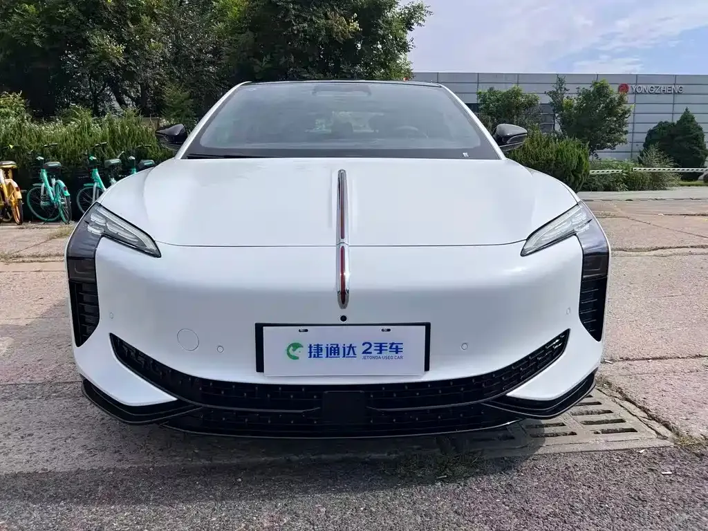 Hongqi EH7 — фото 2