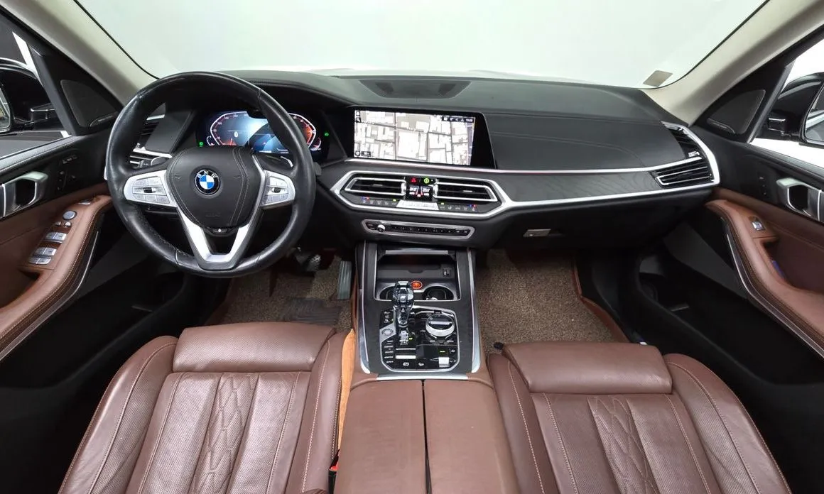BMW X7 — фото 9