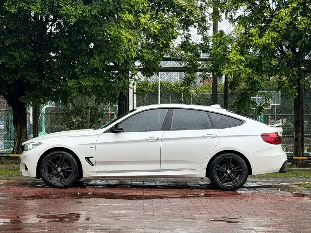 BMW 3 Series GT — фото 3