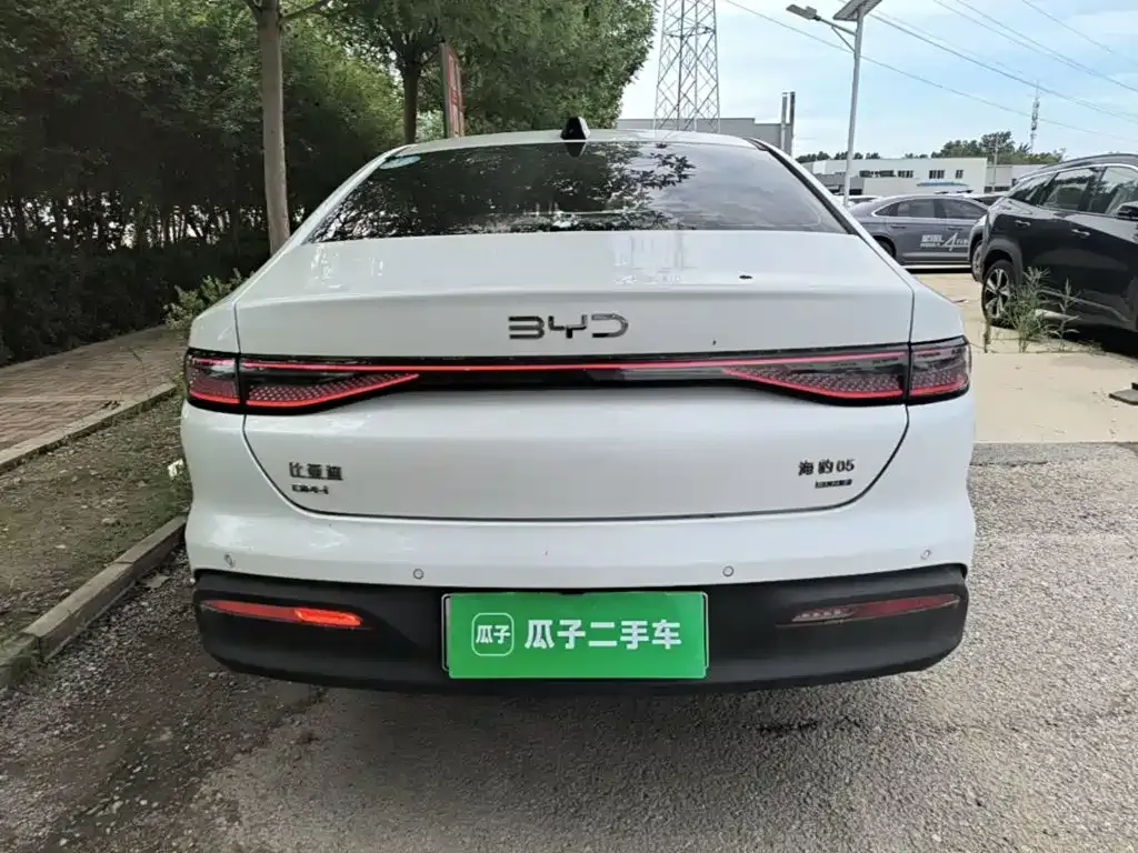 BYD Seal 05 DM-i — фото 5