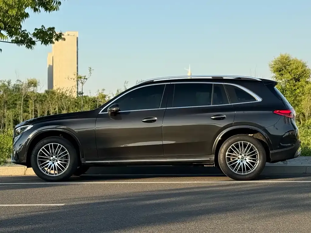 Mercedes-Benz GLC — фото 4