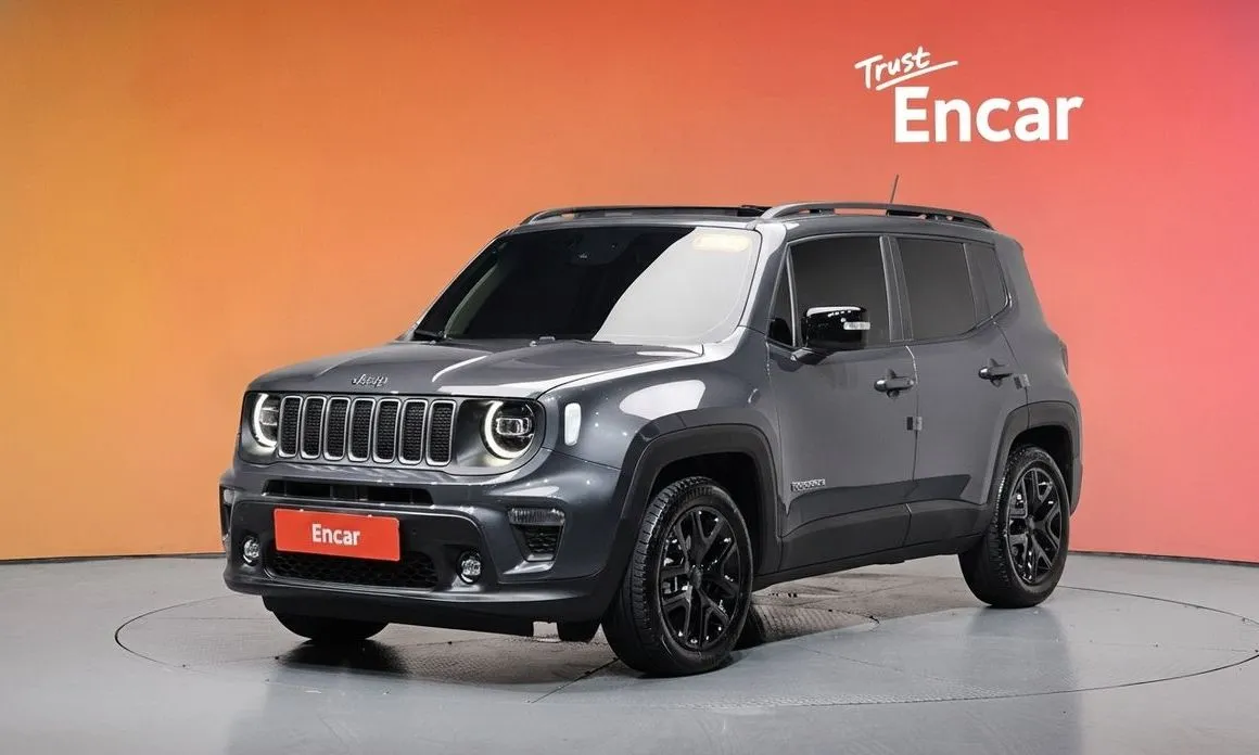 Jeep Renegade — фото 1