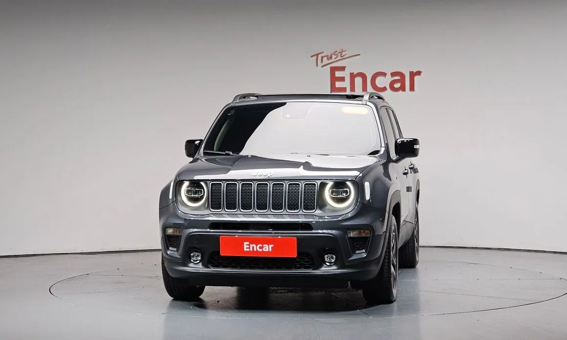 Jeep Renegade — фото 2
